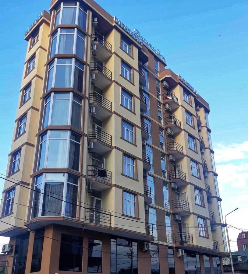 Hotel Batumi Inn 외부 사진