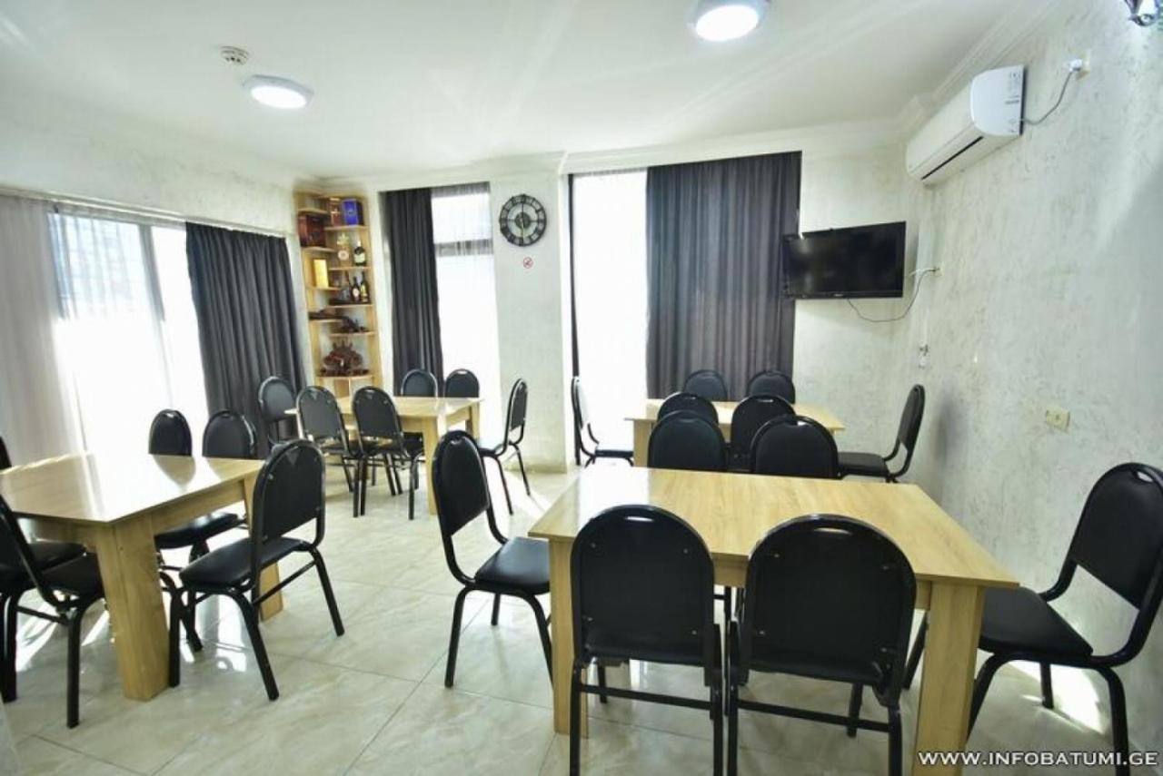 Hotel Batumi Inn 외부 사진