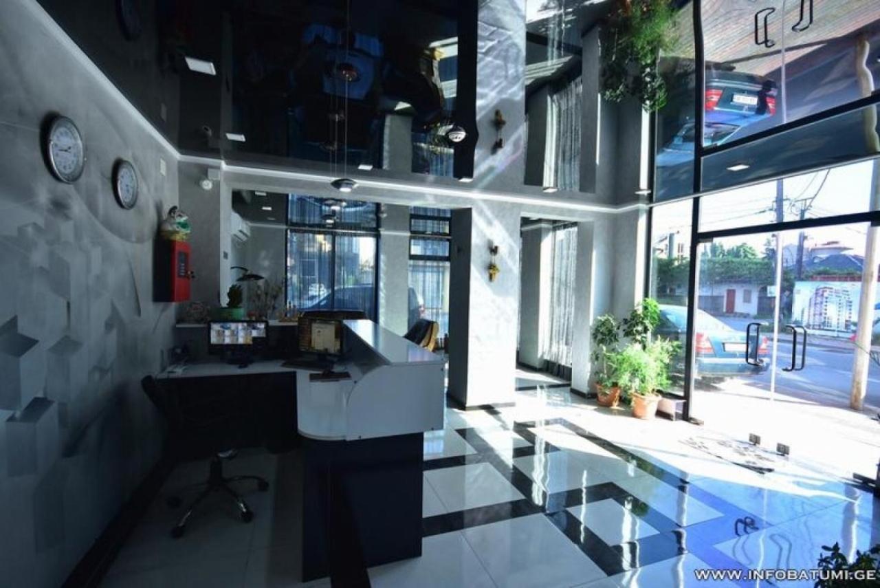 Hotel Batumi Inn 외부 사진