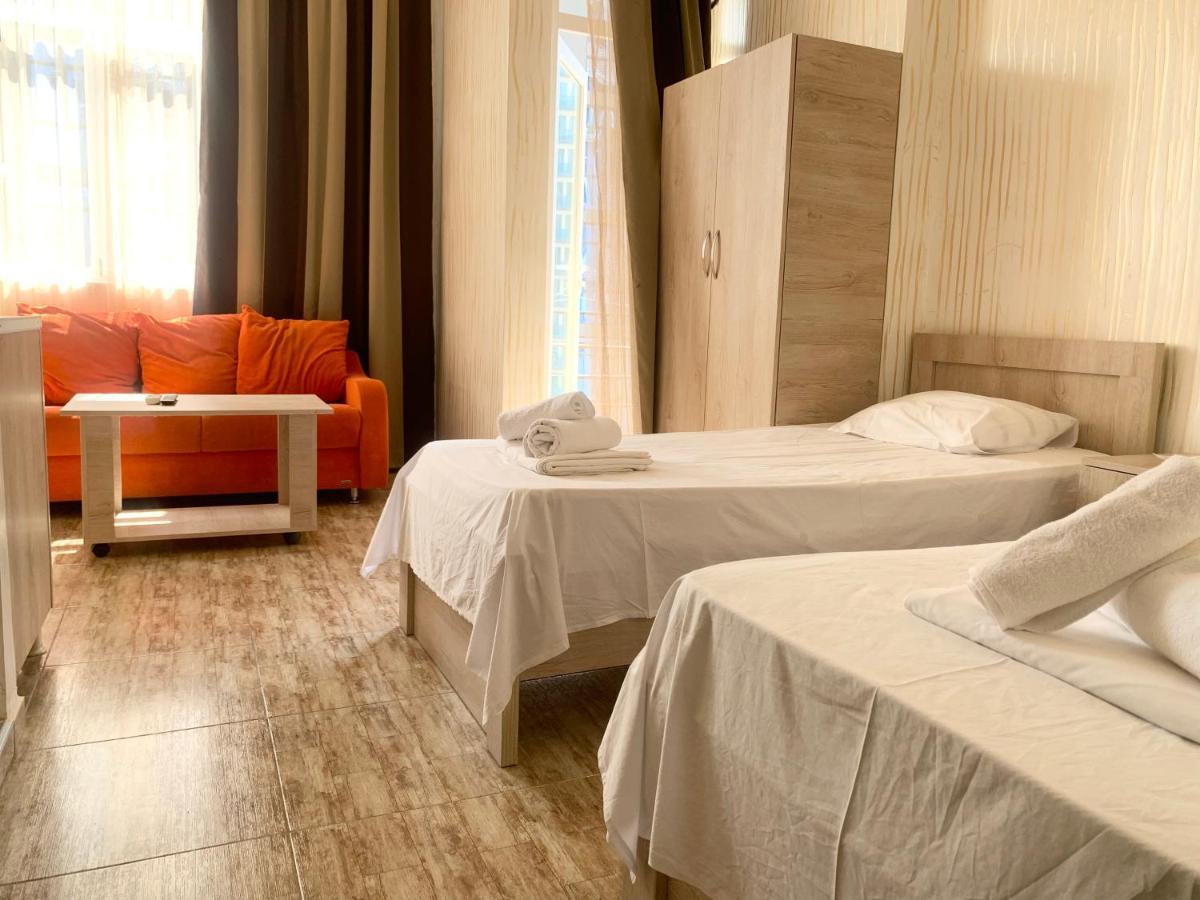 Hotel Batumi Inn 외부 사진