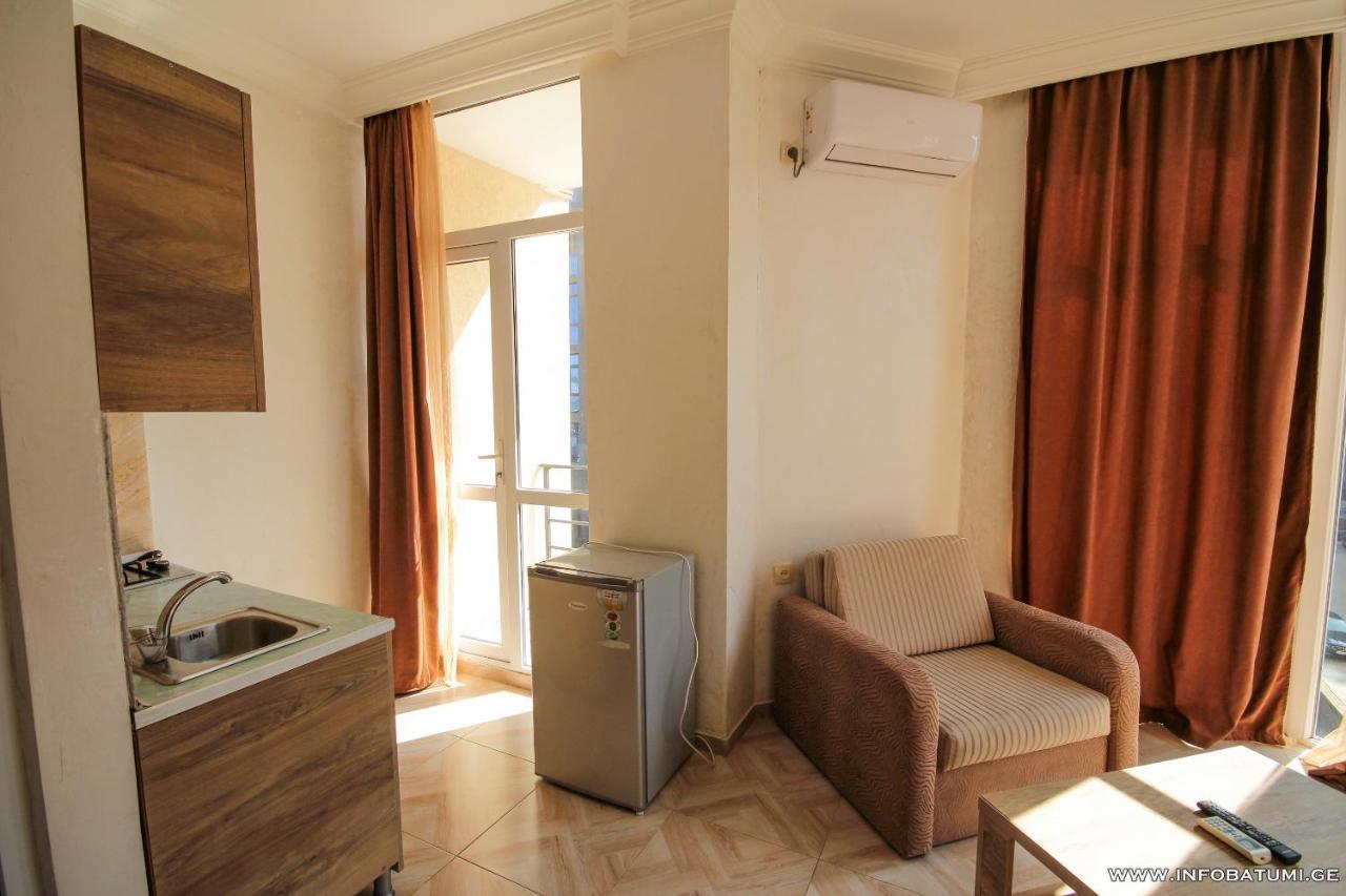 Hotel Batumi Inn 외부 사진