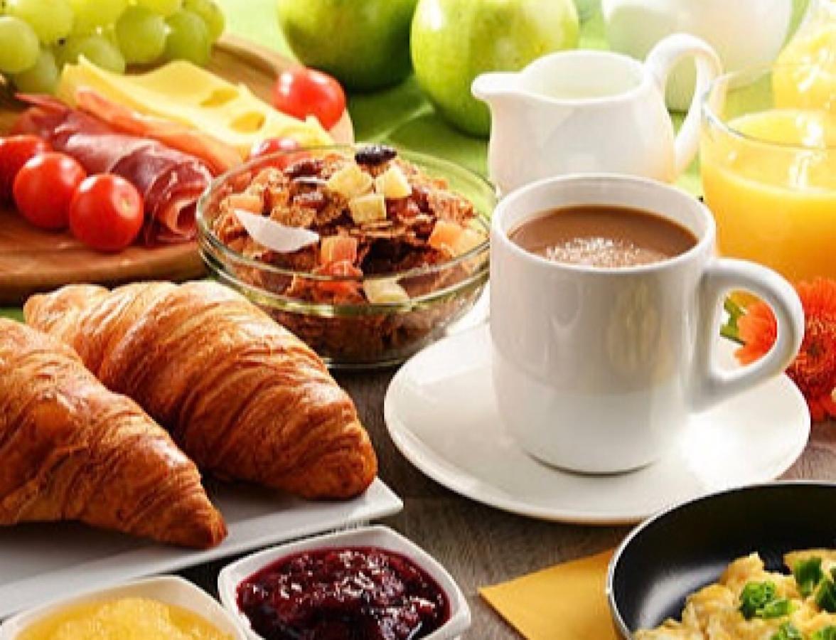 Hotel Batumi Inn 외부 사진