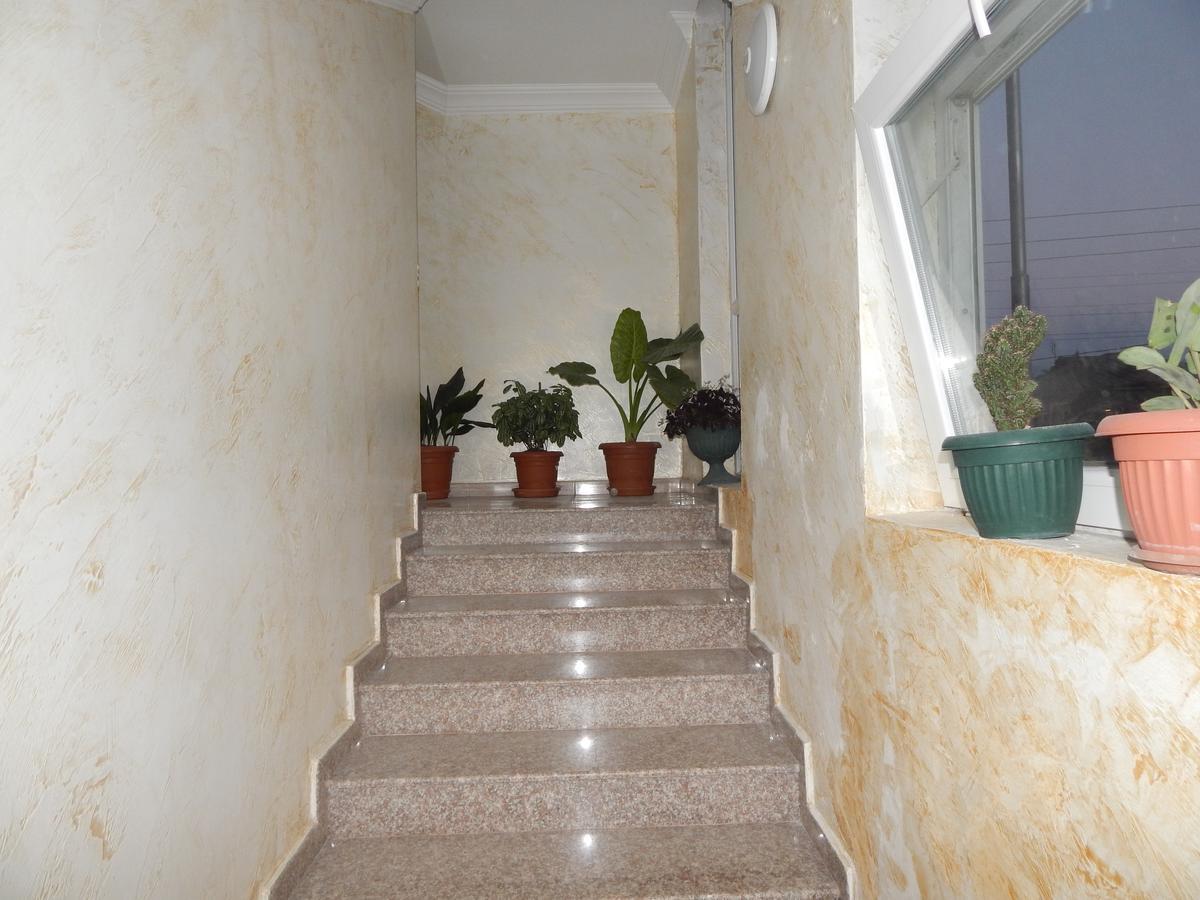 Hotel Batumi Inn 외부 사진